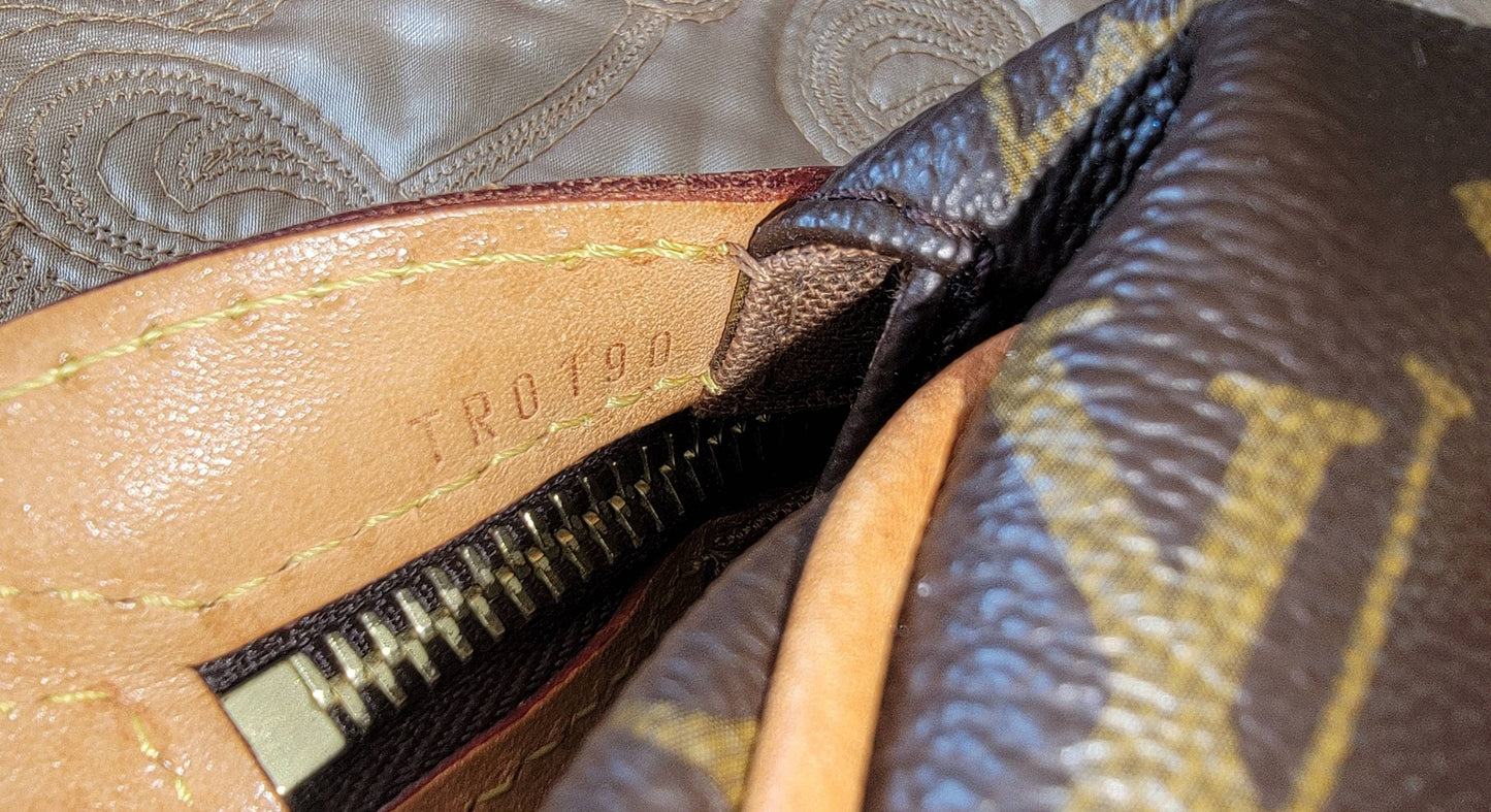 Louis Vuitton: Monogram Stresa Shoulder Bag