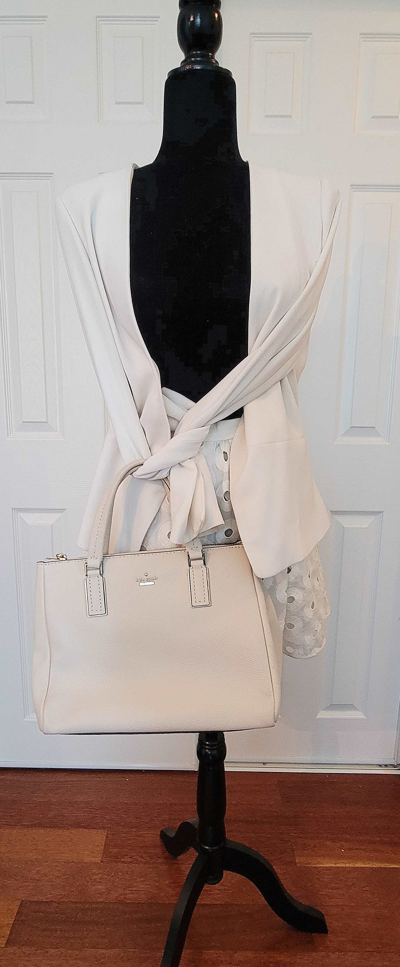 Kate Spade: Cream Leather Handbag