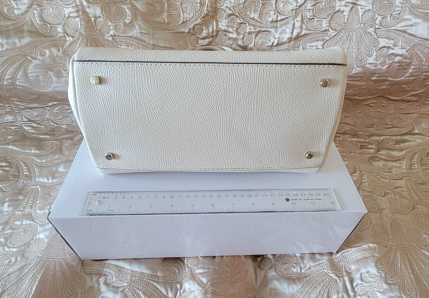 Kate Spade: Cream Leather Handbag