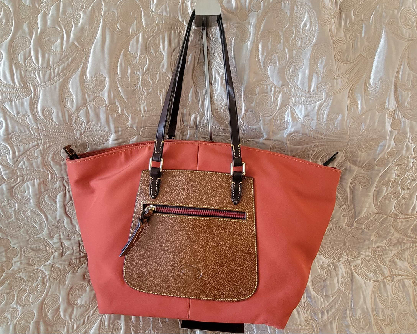 Dooney & Bourke: Large Nylon Shopper Bag "Like New"